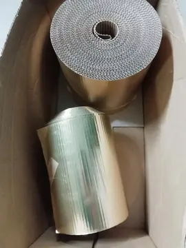 Rouleaux carton doré pour activités manuelles