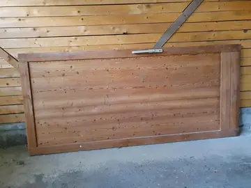 Porte d'entrée bois très bon état