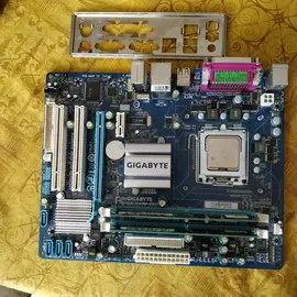 Carte mére pour PC, CPU et RAM