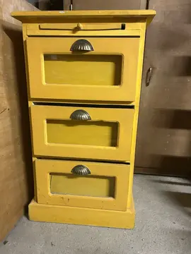 meuble avec 3 tiroirs