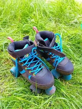 patins à roulettes 35/37