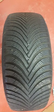 Lot de 4 pneus neige Michelin