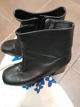 mini bottes à talon poiture 39