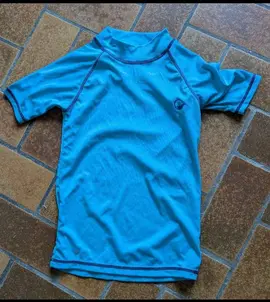 Haut piscine/mer 8 ans