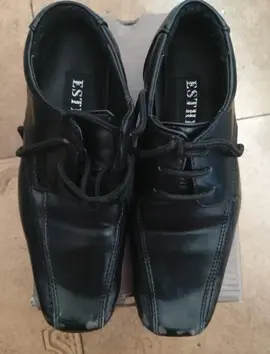 chaussures garçon Taille 26