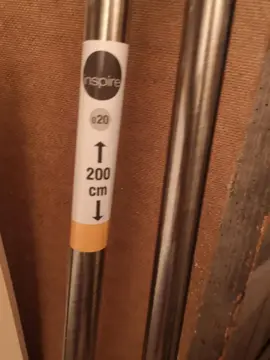 2 tringles à rideaux