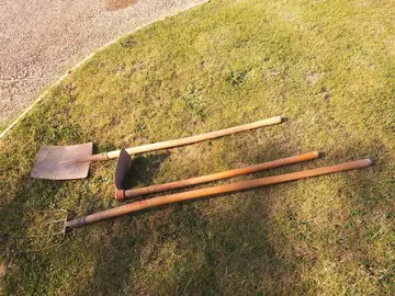 outils de jardin