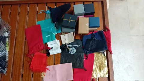 Boîtes et sachets tissus pour bujoux