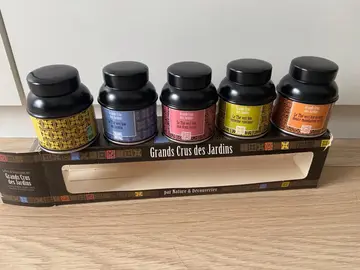 Jolies petites boîtes de thé VIDES