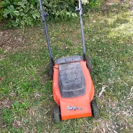 tondeuse à gazon