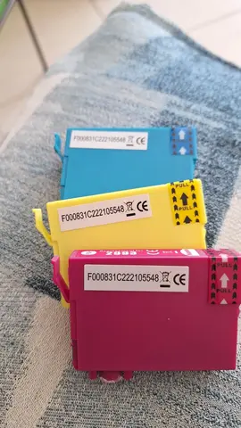 3 cartouches compatibles epson fraise neuves
