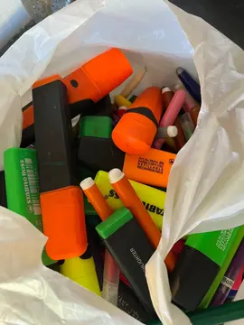 sac de crayons feutres stabilo idéal classe