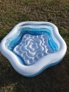 piscine gonflable étoile
