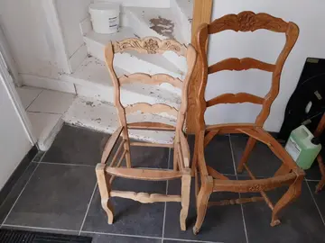 Chaises à restaurer