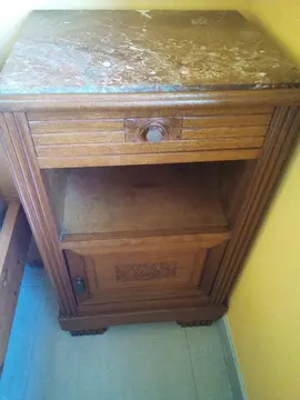Table de chevet