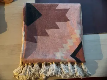 plaid carré environ 150 cm