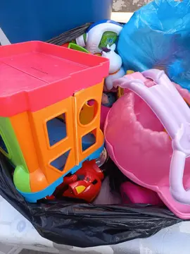 lot de jouets enfants