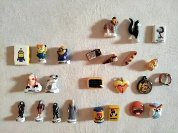 Lot de 24 fèves