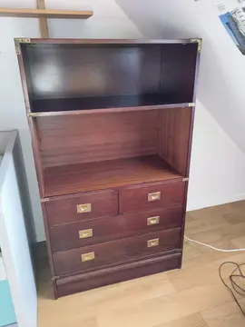 Donne petite commode en bois : 150 x 90 x 45 cm