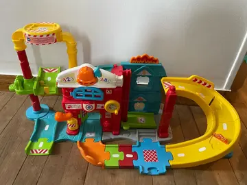 maxi caserne de pompier Vtech