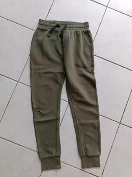 Jogging à repriser 9 ans ou à couper en short
