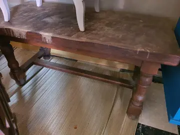 Table rustique de salon