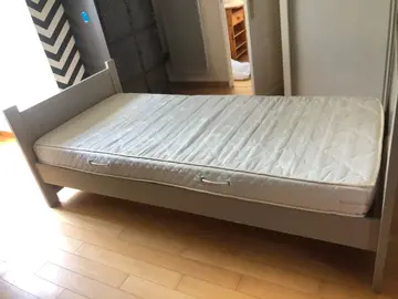 lit matelas et sommier