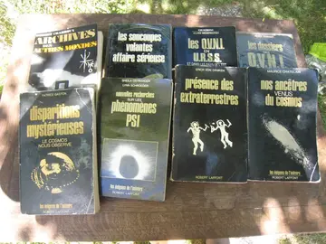 lot livres paranormal
