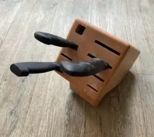 Support de couteaux en bois (sans les couteaux)