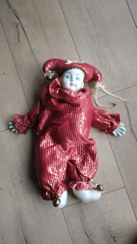 poupée porcelaine Pierrot