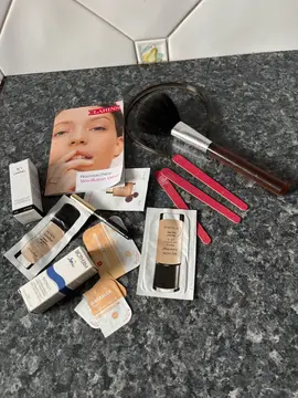 lot de produits beauté