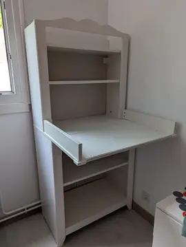 table à langer / armoire