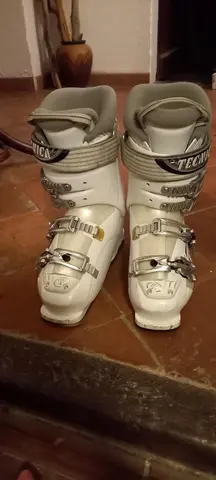 chaussures de ski de piste tecnica 25.5 (37)