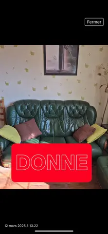 à donnée canapé en très bonne états