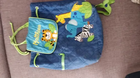 sac à dos enfant marqué Matthieu (stephen joseph)