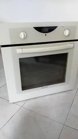 Four encastrable