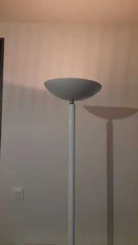 lampe halogène blanche