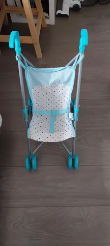 poussette pour poupée