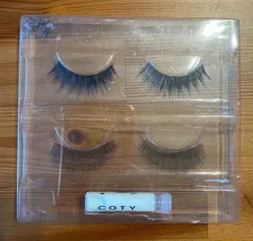 faux cils