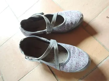 Chaussures Newfeel, taille 39