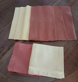 Lot sets de table et serviettes de table