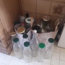 bouteilles et bocaux