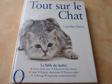 LIVRE "TOUT SUR LES CHATS"