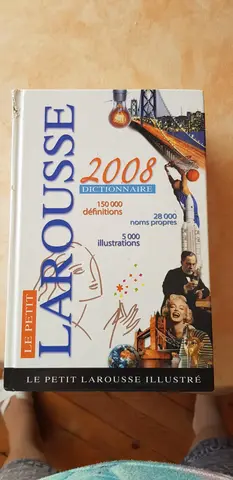 DICTIONNAIRE LAROUSSE edition 2008