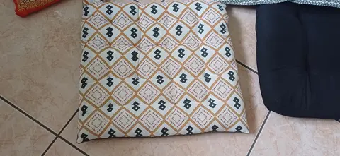 coussins et assise de chaise et 4enveloppes de coussinsd
