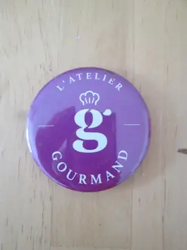 Décapsuleur aimanté