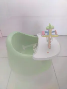 bébé pod vert
