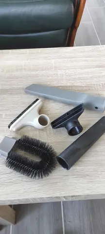 ACCESSOIRES POUR ASPIRATEUR