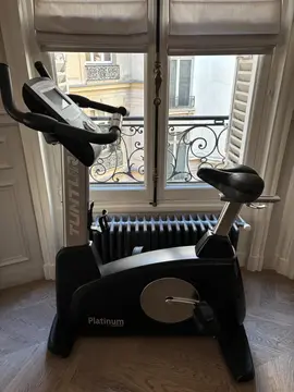 Vélo droit d'appartement TUNTURI Platinum