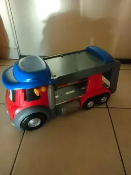 jouet enfant camion garage voiture